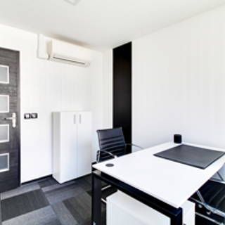 Bureau privé 9 m² 1 poste Coworking Rue Jules Brunard Lyon 69007 - photo 1